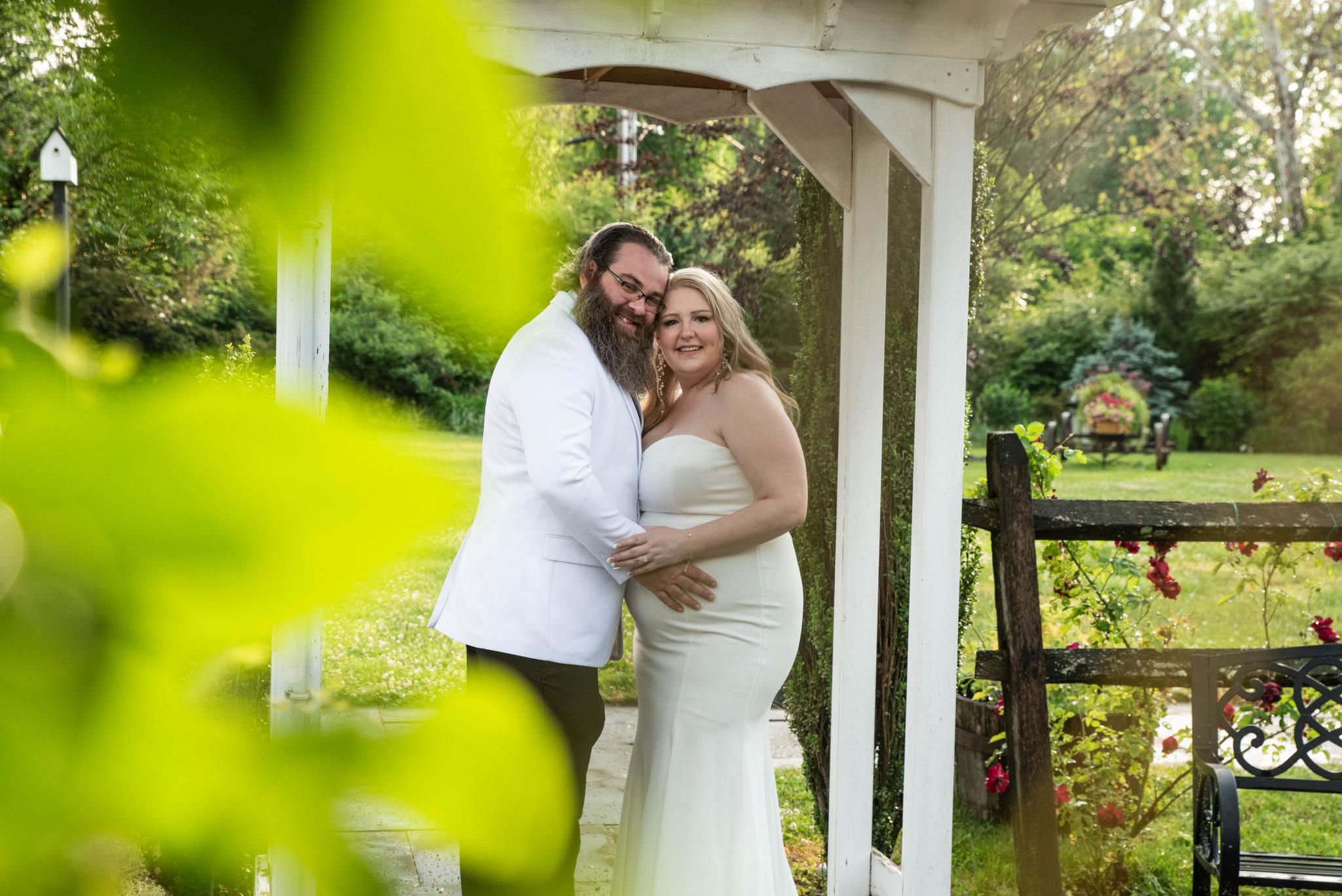 A Perfect Day at The Barn at Boone Dam: Kayla and Sean’s Wedding
