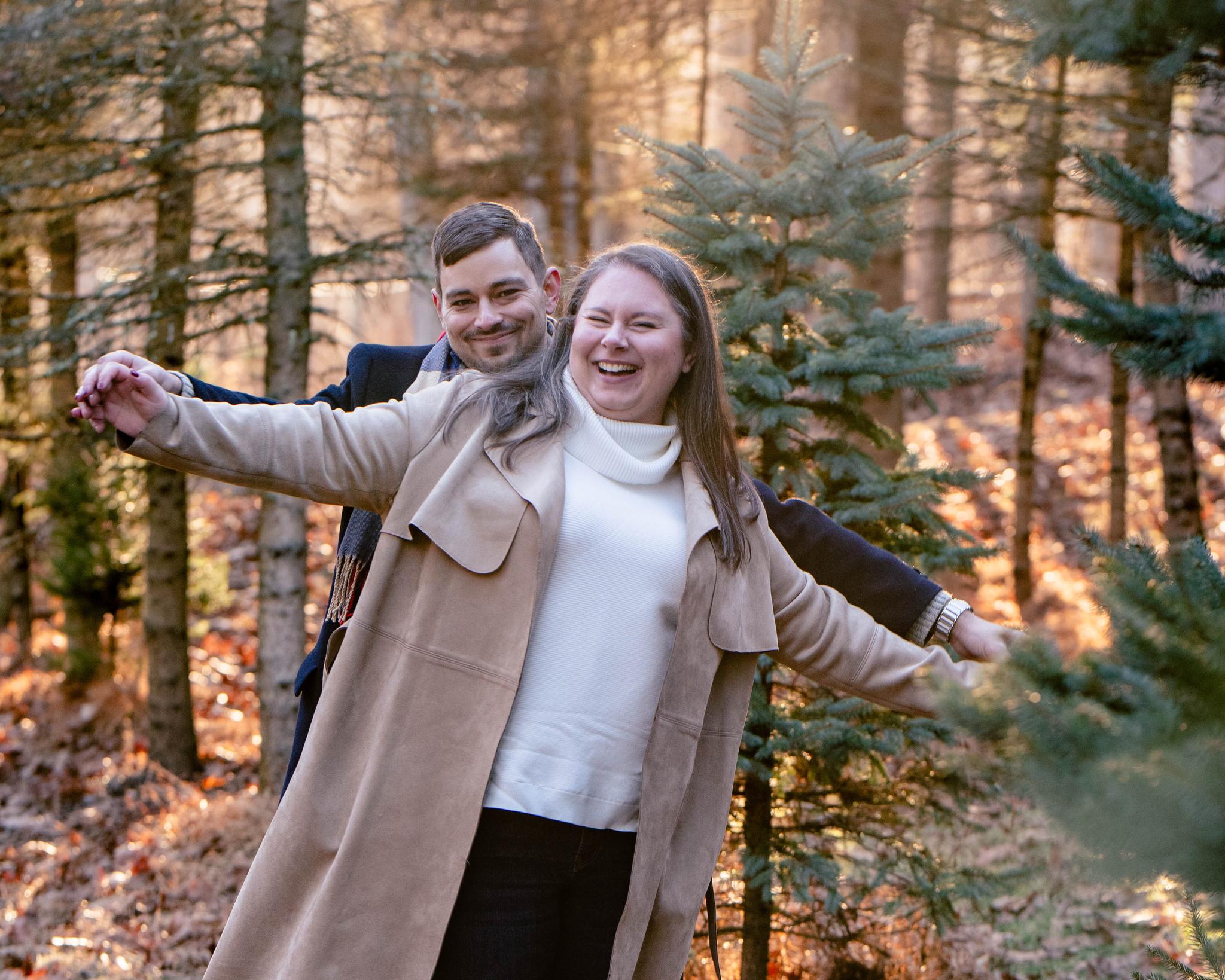 Capturing Love: A Memorable Couples' Photoshoot at a Local Tree Farm with Kaitlyn & Dan