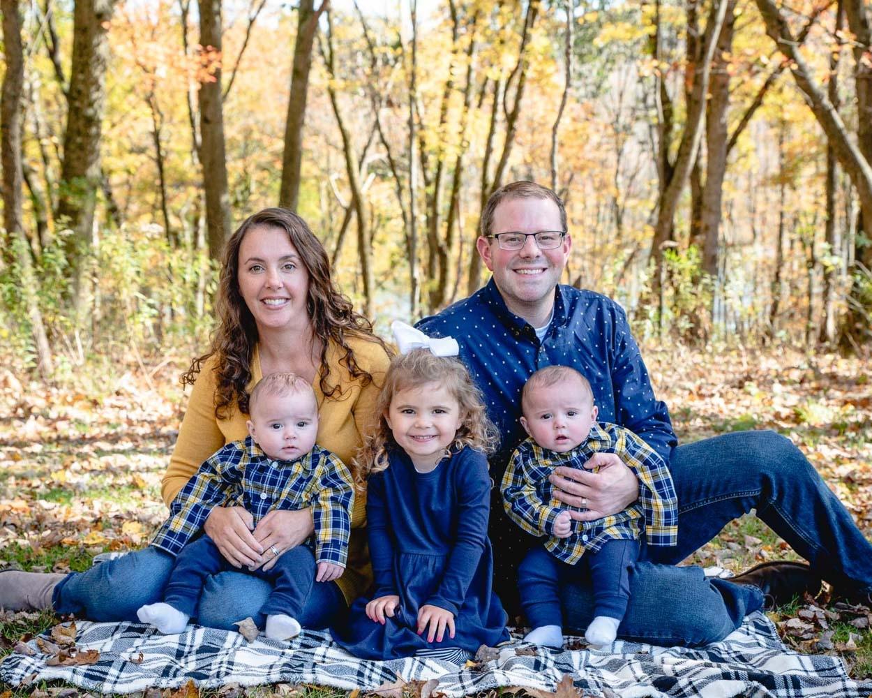 carousel-hero-element image-0