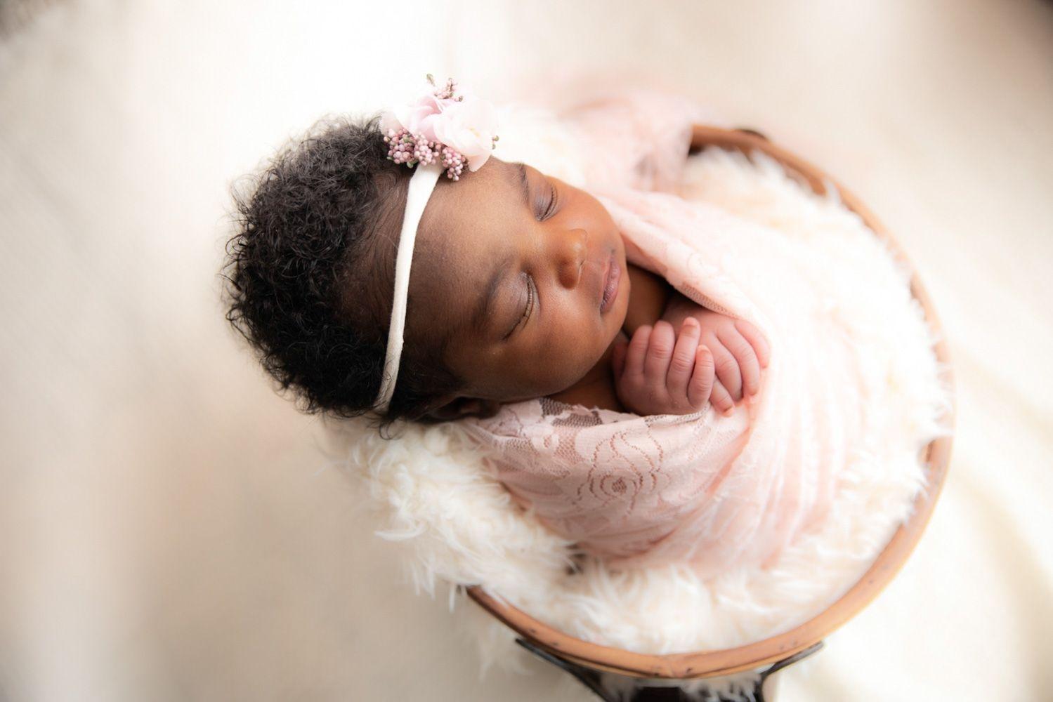 carousel-hero-element image-3